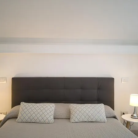 Apartment Penthouse Capodimonte